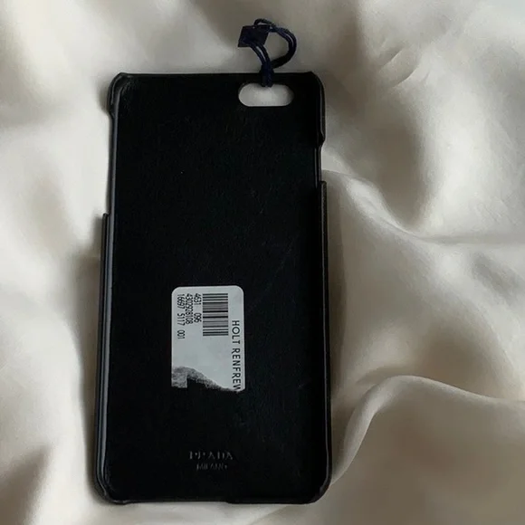 PRADA phone case - Picture 4 of 8